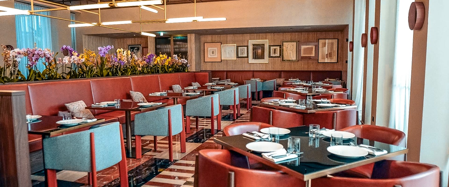 Nusr-Et Steakhouse Milan Atmosphere